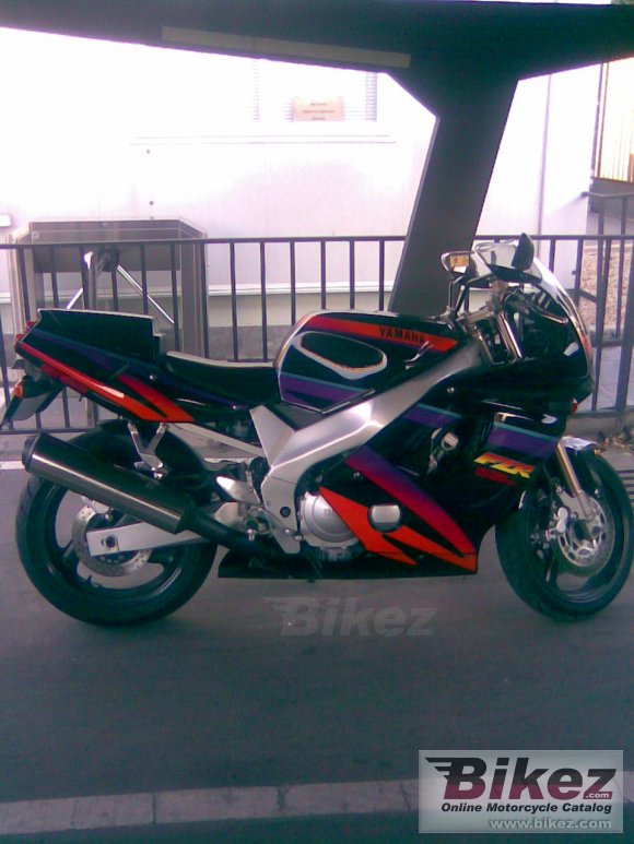 1996 Yamaha YZF 750 R photo